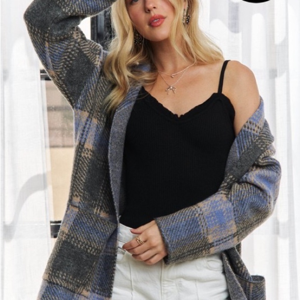 Plus Size Checked Sweater Cardigan - Picture 9 of 10